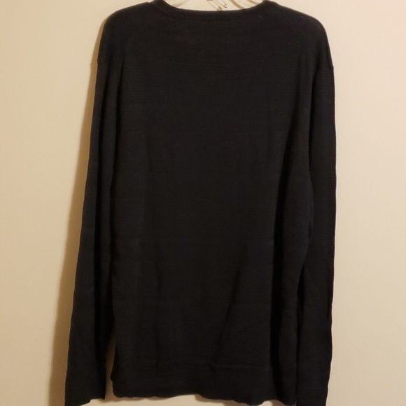 Alfani NWT deep black sweater light vneck - Picture 5 of 5